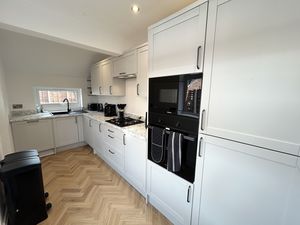 Photo 19- click for photo gallery